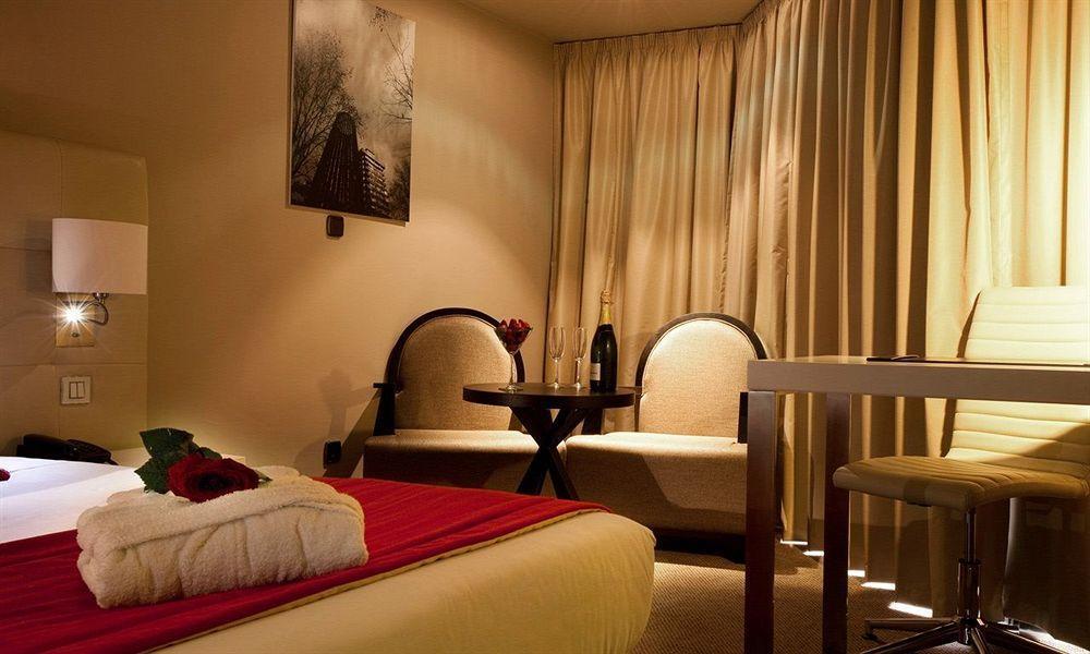 Cidnay Santo Tirso - Charming Hotel & Executive Center ภายนอก รูปภาพ