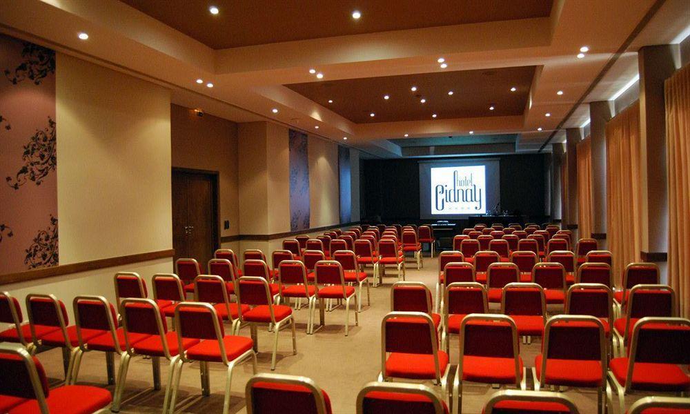 Cidnay Santo Tirso - Charming Hotel & Executive Center ภายนอก รูปภาพ