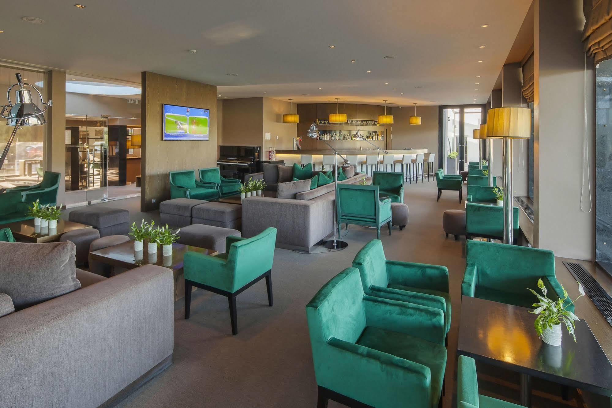 Cidnay Santo Tirso - Charming Hotel & Executive Center ภายนอก รูปภาพ